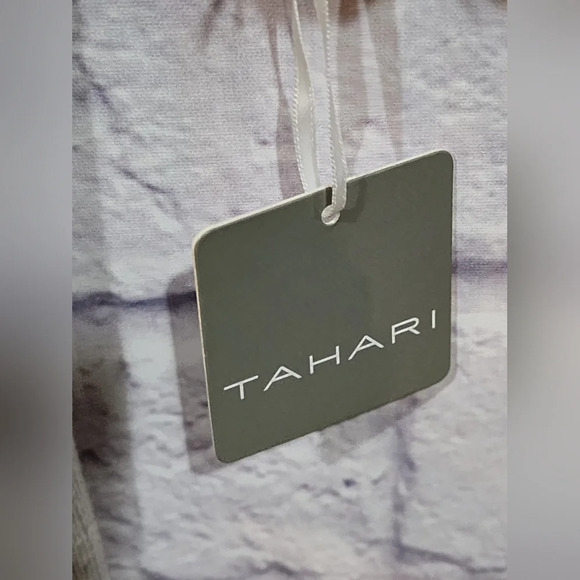 Tahari soft light gray sweater with zipper and button accents. Size Large NEW - Picture 6 of 7